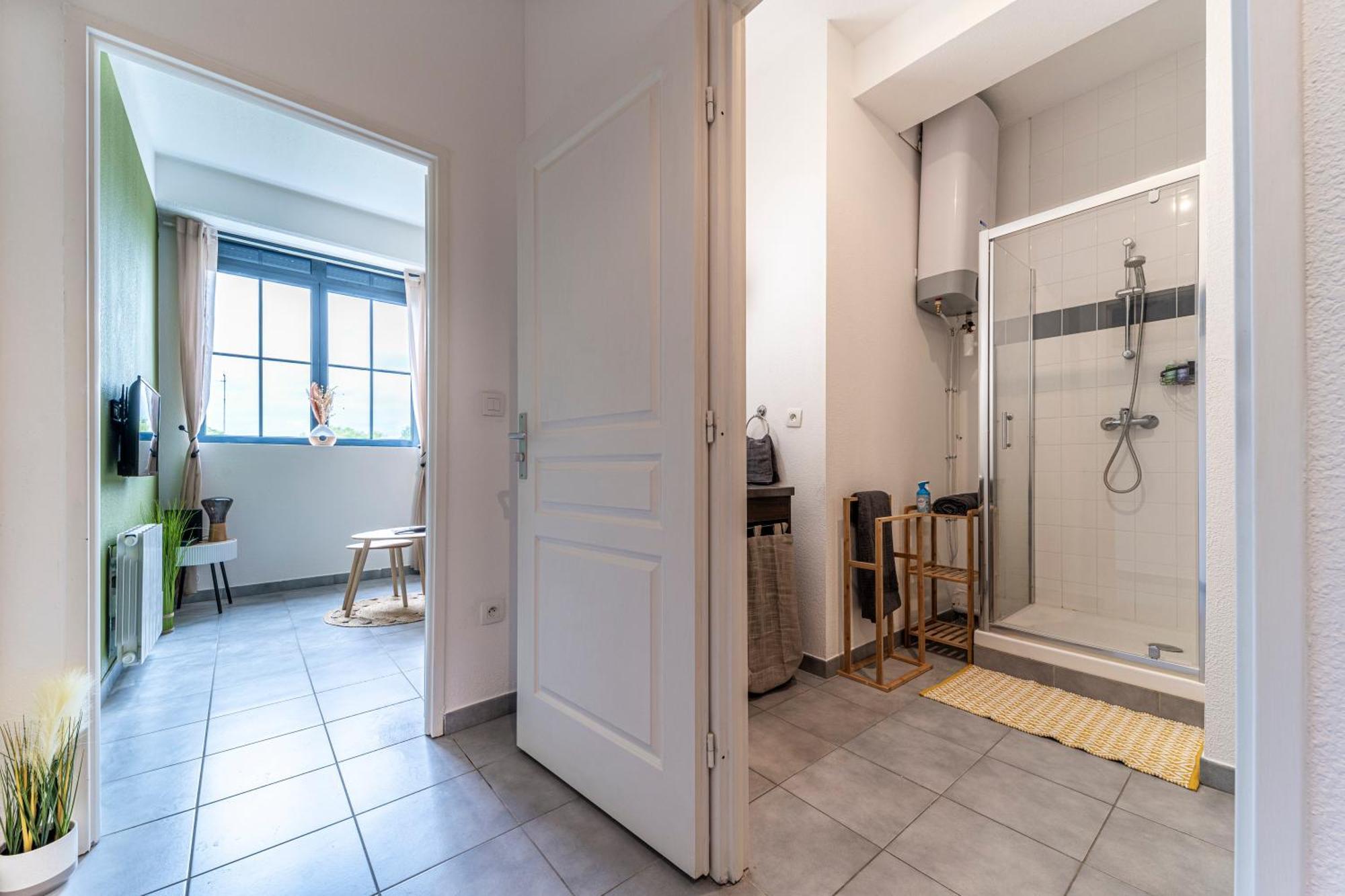 Stay Cosy Lille I Tourcoing - Appartement - Hypercentre - Parking Securise - Wifi - Netflix - Cuisine Zewnętrze zdjęcie